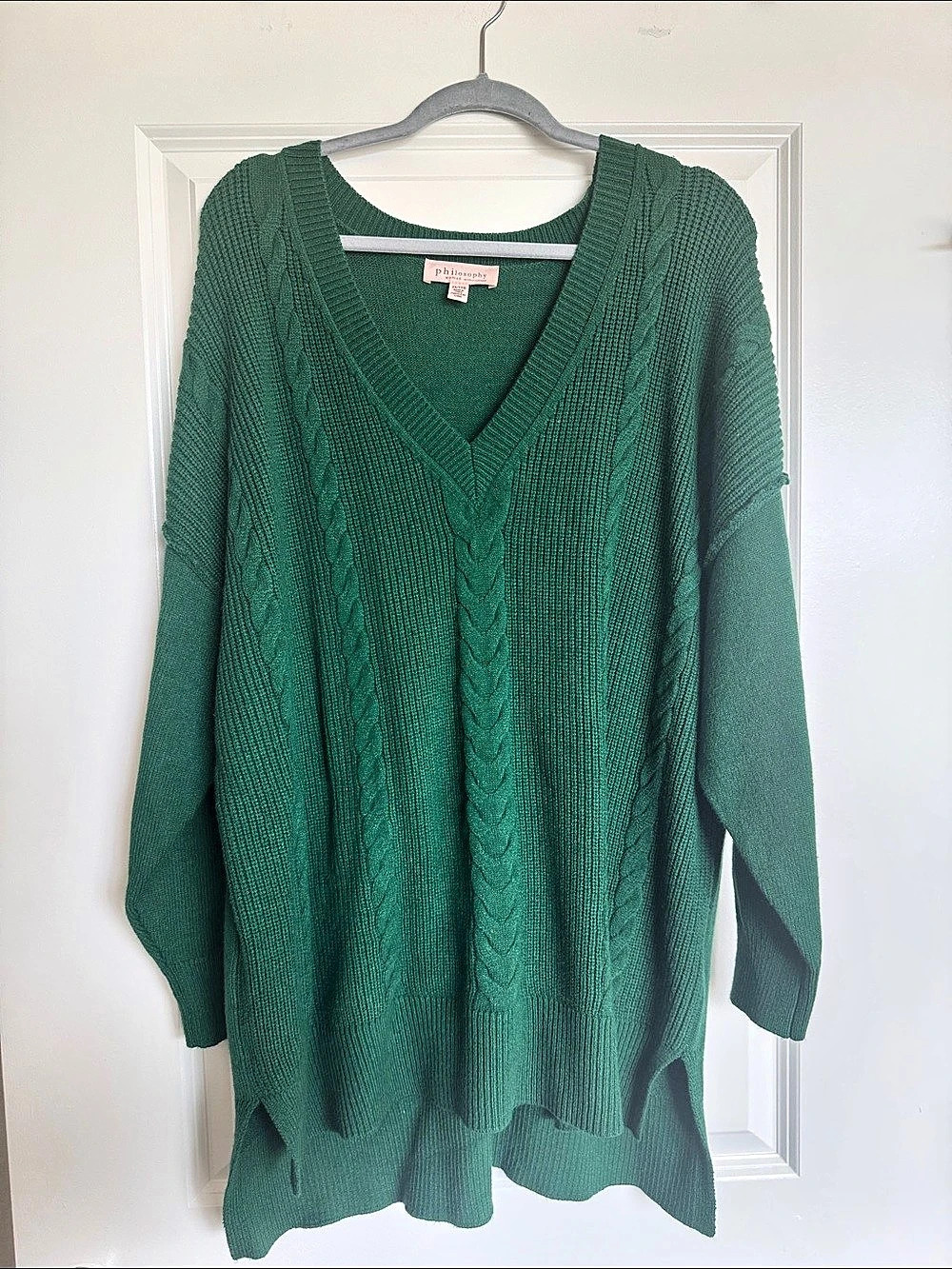 Philosophy V-Neck Sweater in Green 2X/TTG Like New
